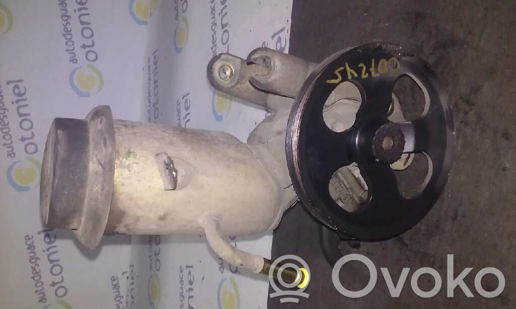 Toyota Yaris Vairo stiprintuvo siurblys 