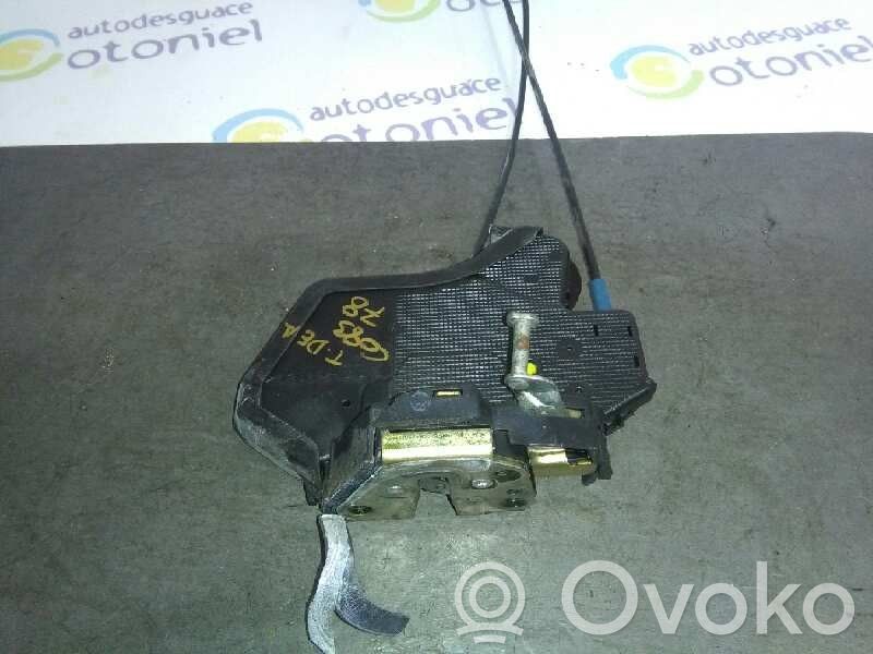 Toyota Corolla E120 E130 Galinių durų spyna 