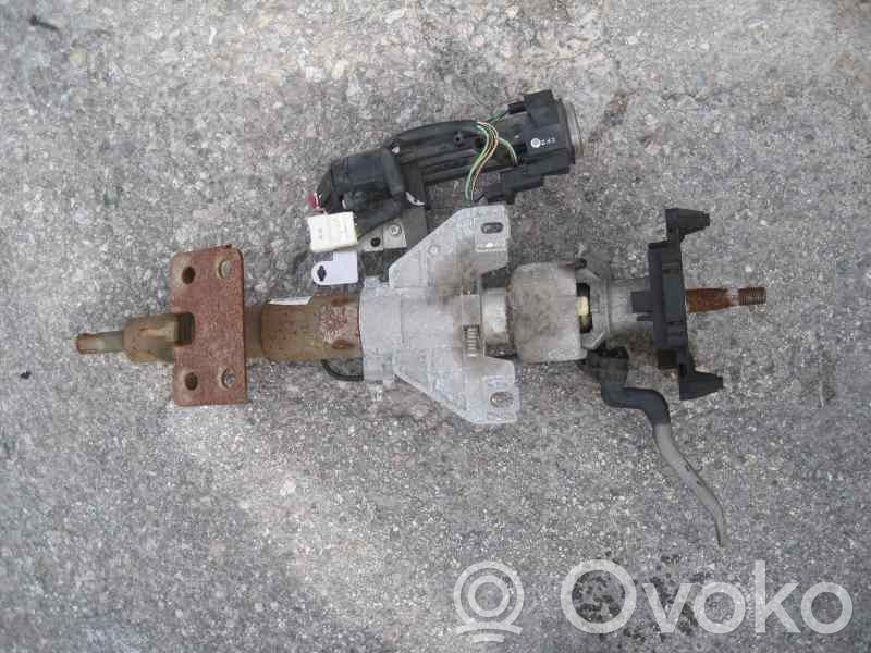 Chevrolet Epica Ohjauspyörän akseli 