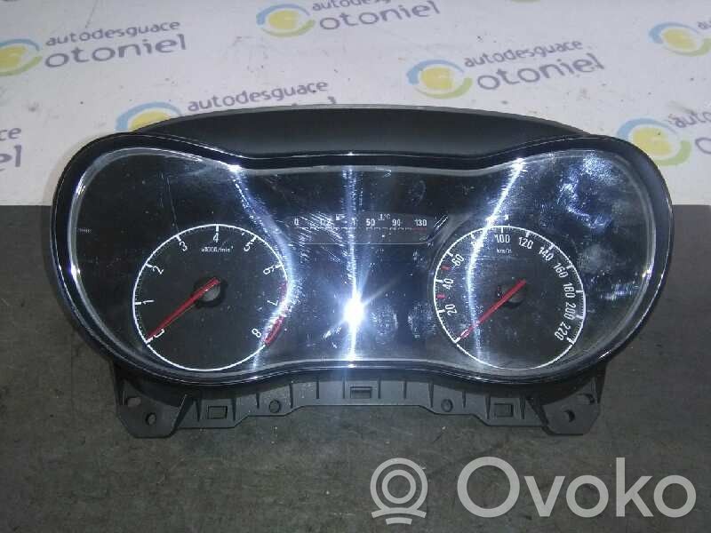 Opel Corsa E Speedometer (instrument cluster) 