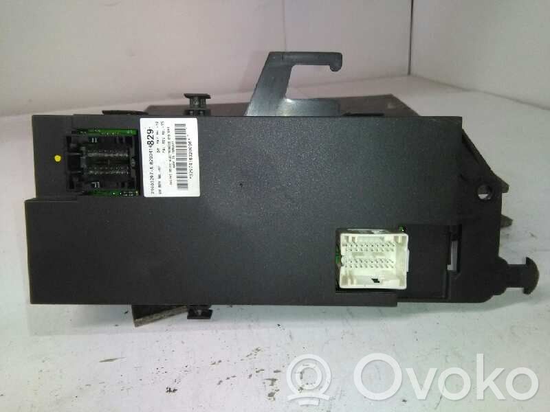 Engine control unit/module   8200414829,UCH