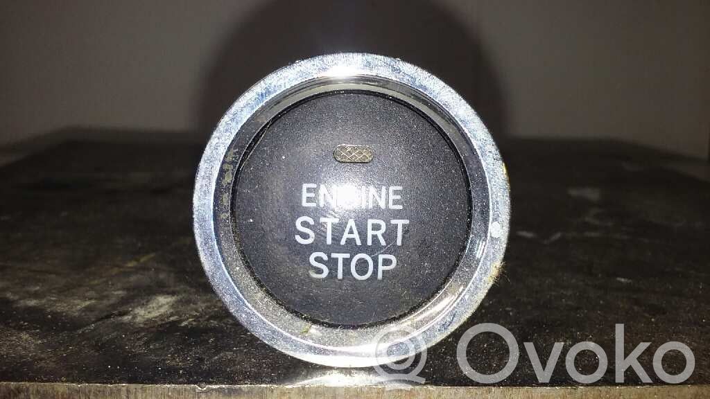 Toyota Corolla Verso E121 Windscreen/window heater switch 