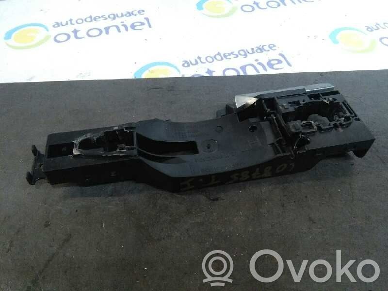 Nissan Qashqai Rear door exterior handle 