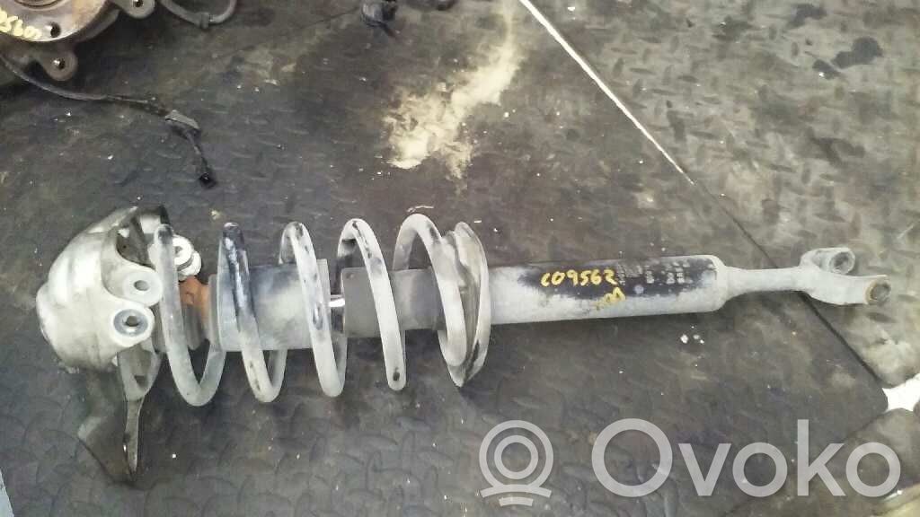 Audi A4 S4 B5 8D Amortyzator osi przedniej ze sprężyną 