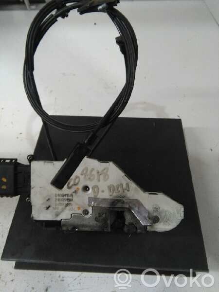 Peugeot 206 Front door lock 