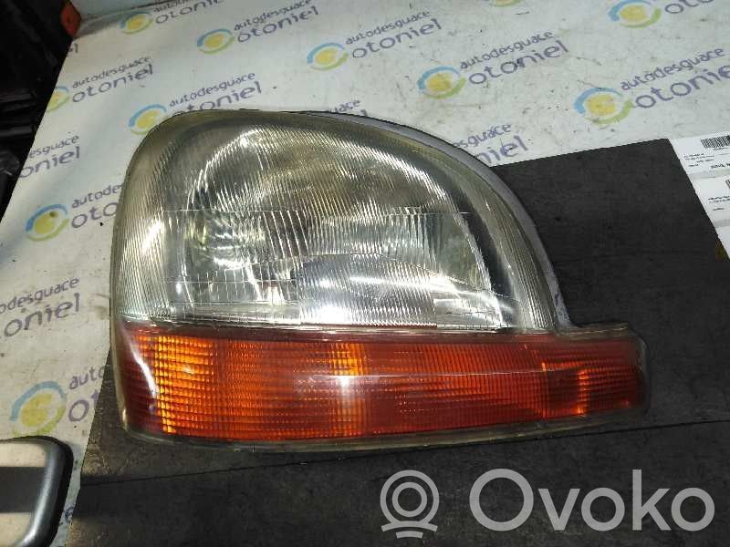 Renault Kangoo I Etu-/Ajovalo 