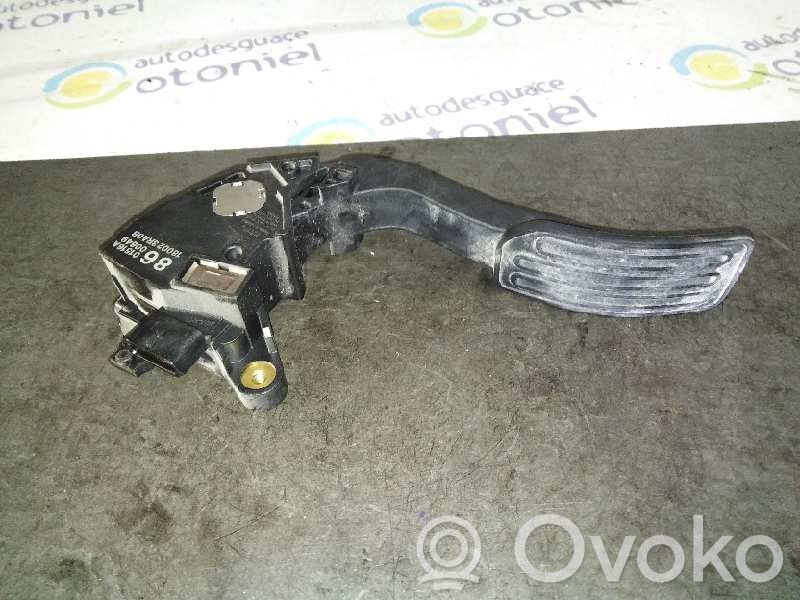 Nissan Juke I F15 Sensor de aceleración 