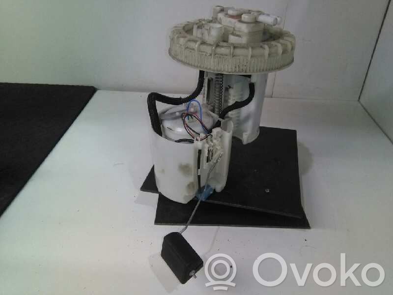 Lexus CT 200H Bomba interna de combustible 