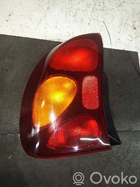 Lampa tylna   4P