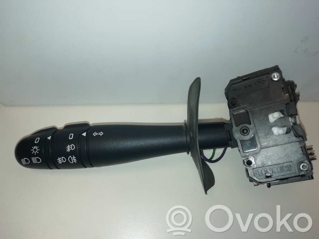 Renault Clio II Panel lighting control switch 