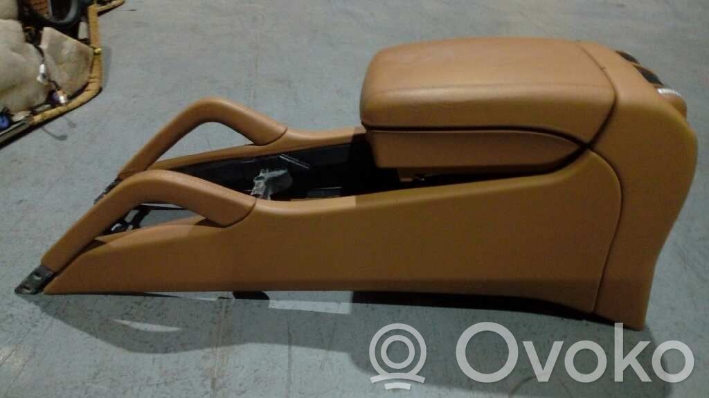 Porsche Cayenne (9PA) Armrest 