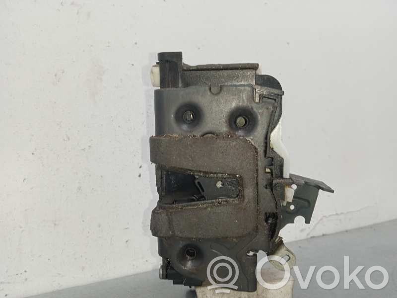 Aizmugurē slēdzene   6M2AR26412BB,6PINS