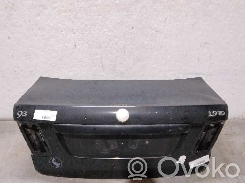 Tailgate/trunk/boot lid   NEGRO