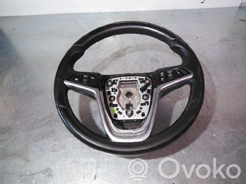 Opel Insignia A Ohjauspyörä 