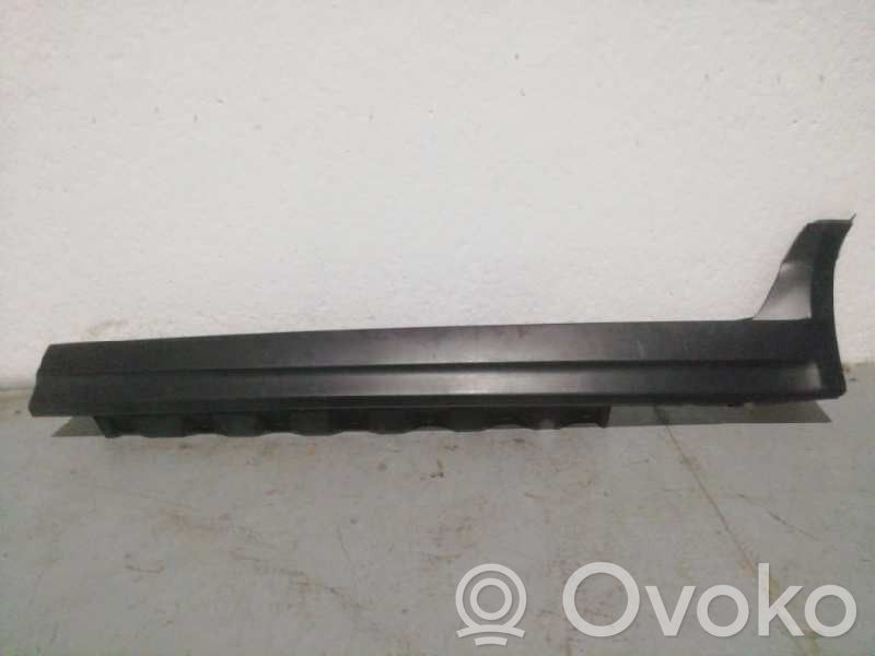 Sill   3330865,NEGRO