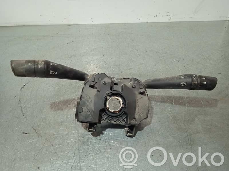 Fiat Doblo Interruptor de control multifunción 