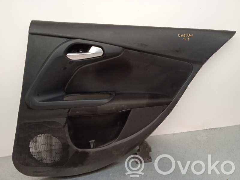 Fiat Tipo Apšuvums aizmugurējām durvīm 