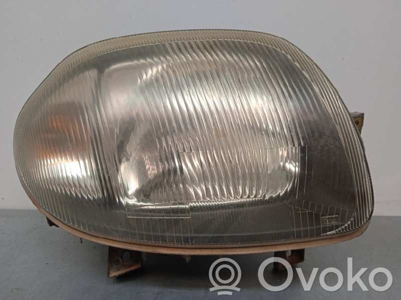 Renault Clio II Phare frontale 