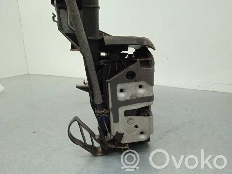 Ford Focus Front door lock 