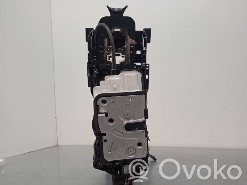 Volvo V40 Rear door lock 