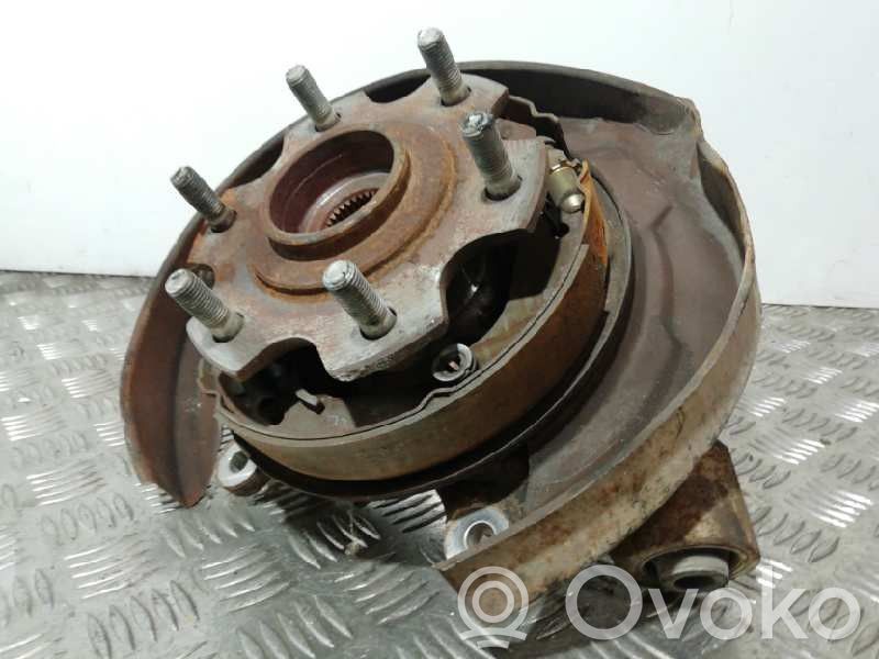 Mitsubishi Montero Achsschenkel hinten 