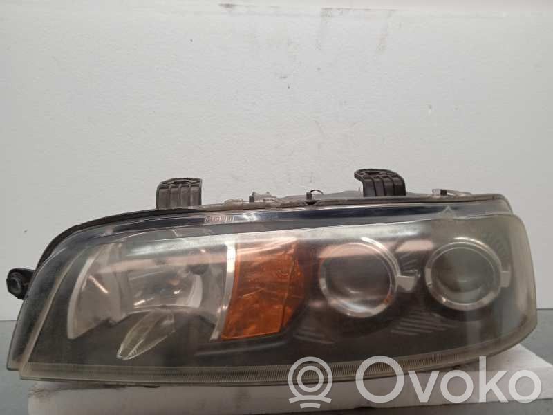 Fiat Punto (188) Scheinwerfer 