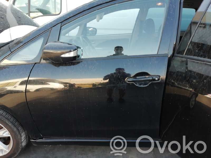Mitsubishi Grandis Etuovi 