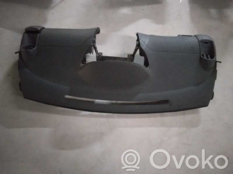 Toyota Yaris Panelė 