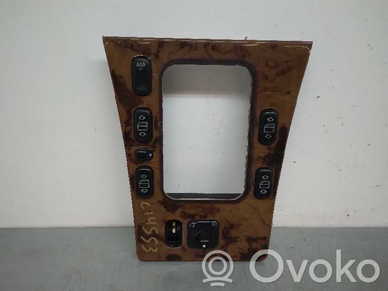 Mercedes-Benz E W210 Electric window control switch 
