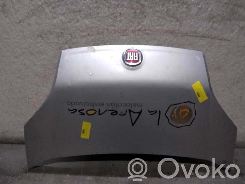 Fiat Fiorino Couvercle, capot moteur