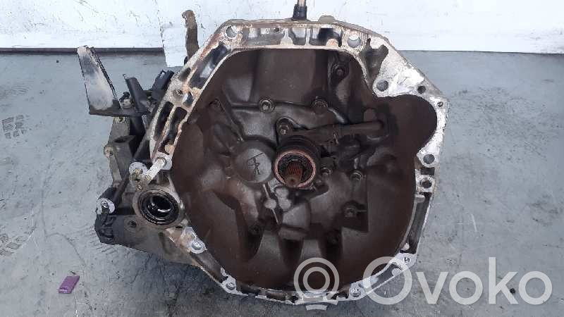 Nissan Micra Boîte de vitesses manuelle à 5 vitesses