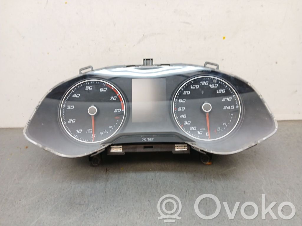 Seat Arona Nopeusmittari (mittaristo) 