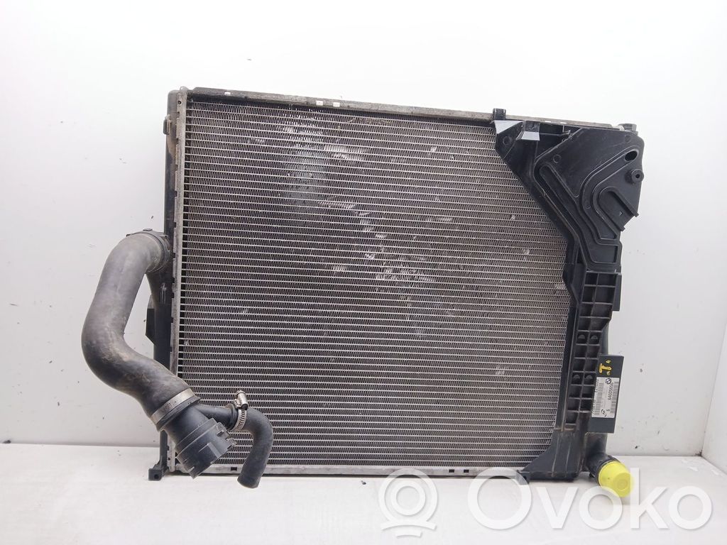 BMW X3 E83 Coolant radiator 
