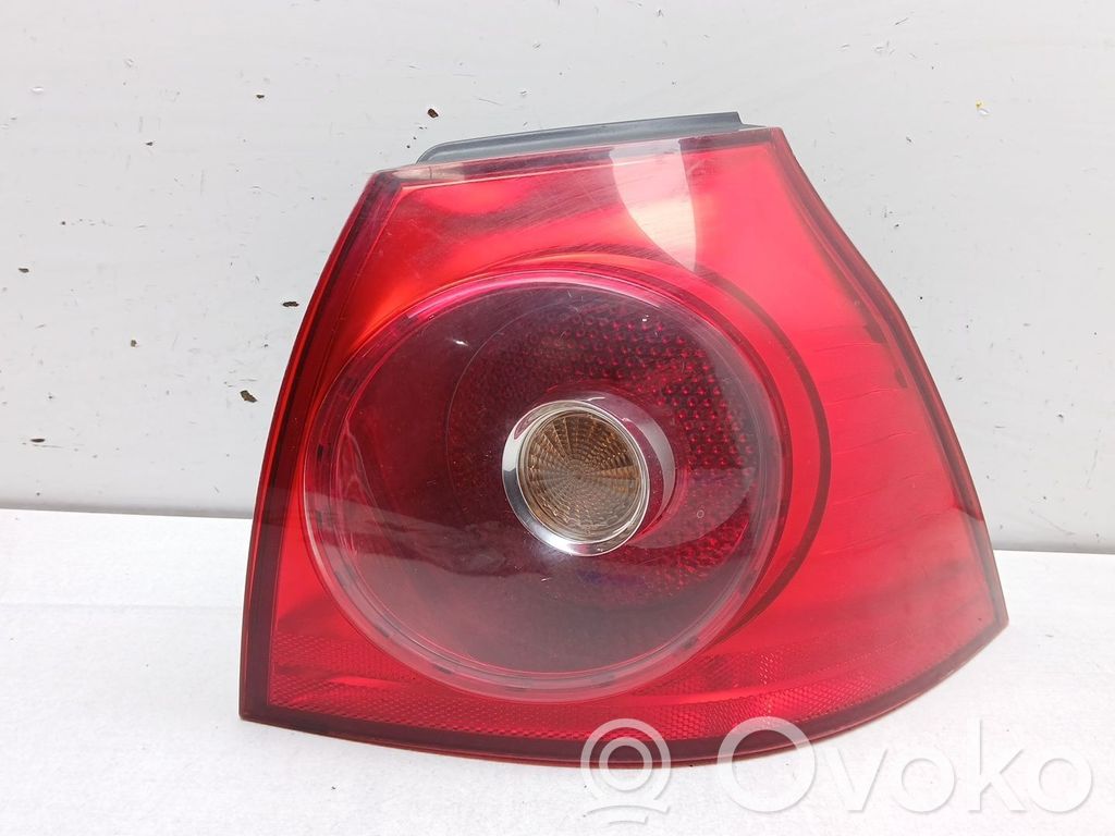 Volkswagen Golf SportWagen Lampă spate în caroserie 