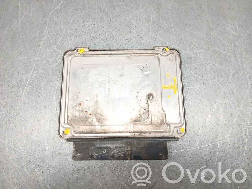 Unidad de control/módulo del motor   0281011914