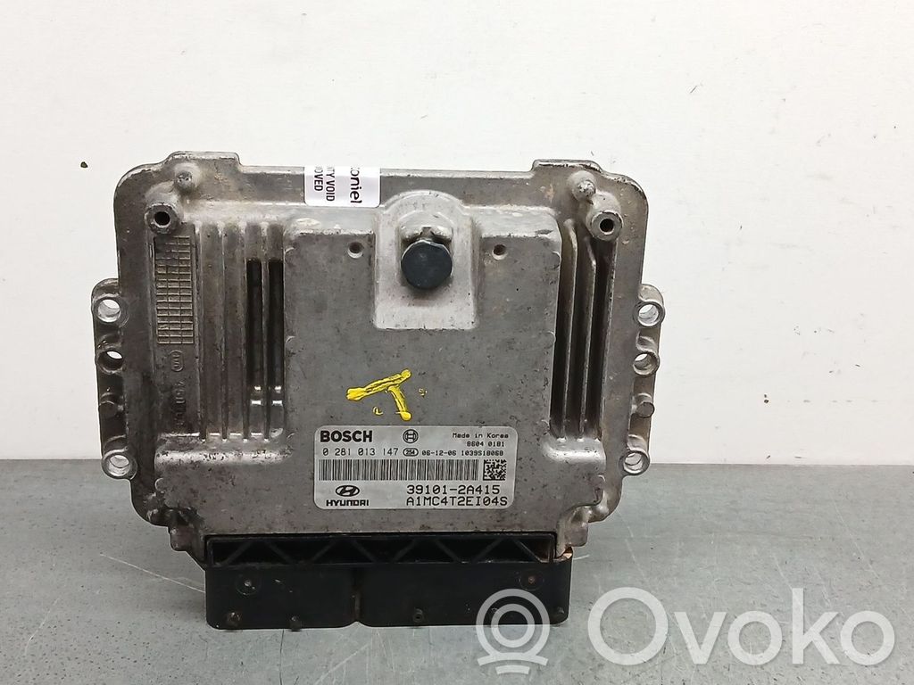 Hyundai Accent Engine control unit/module 