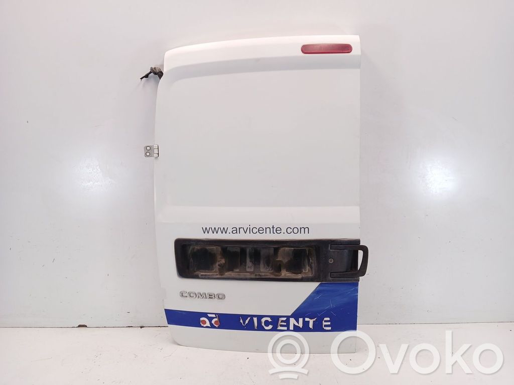 Opel Combo D Aizmugurējās durvis 