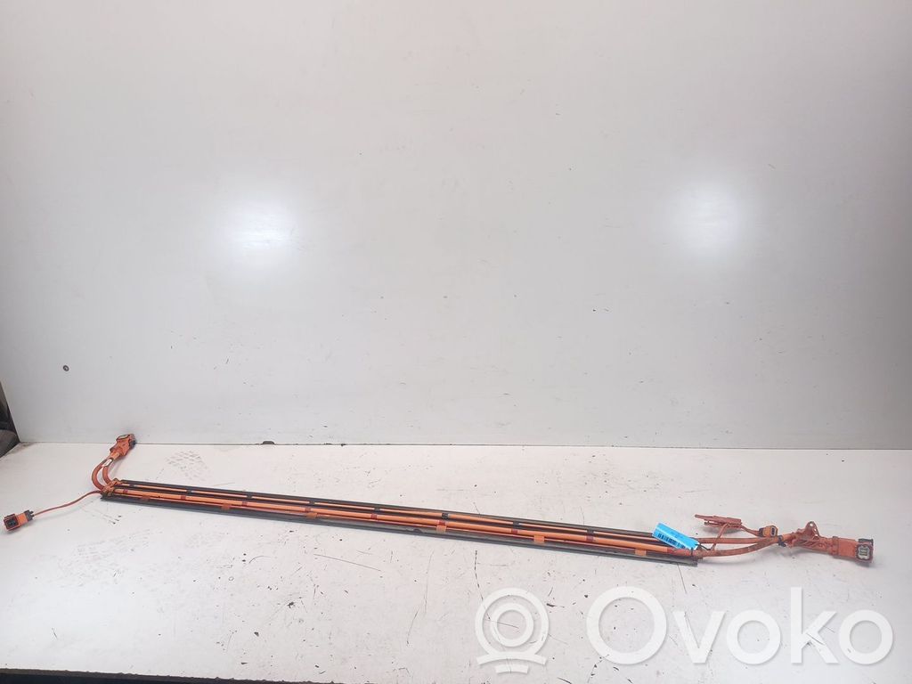 Tesla Model 3 Muu johtosarja 