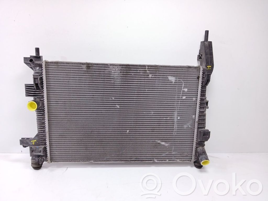Ford Focus Radiateur de refroidissement 