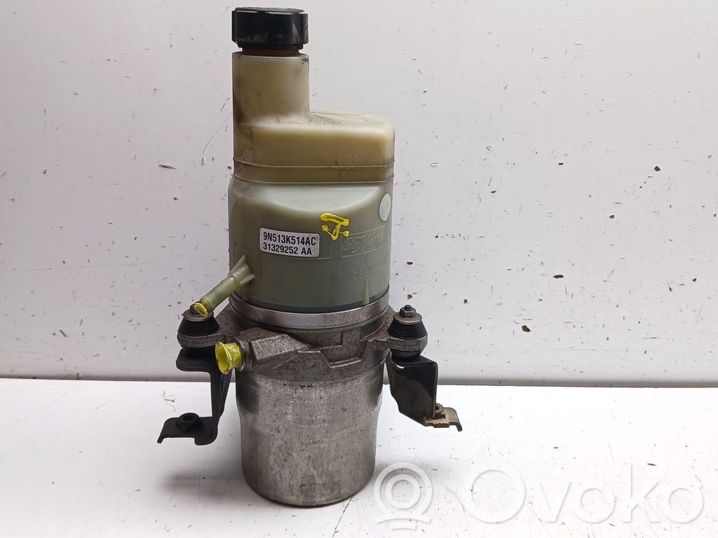Volvo S40 Ohjaustehostimen sähköpumppu 