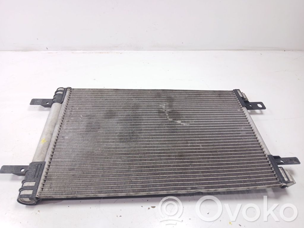 Opel Vivaro Radiatore di raffreddamento A/C (condensatore) 