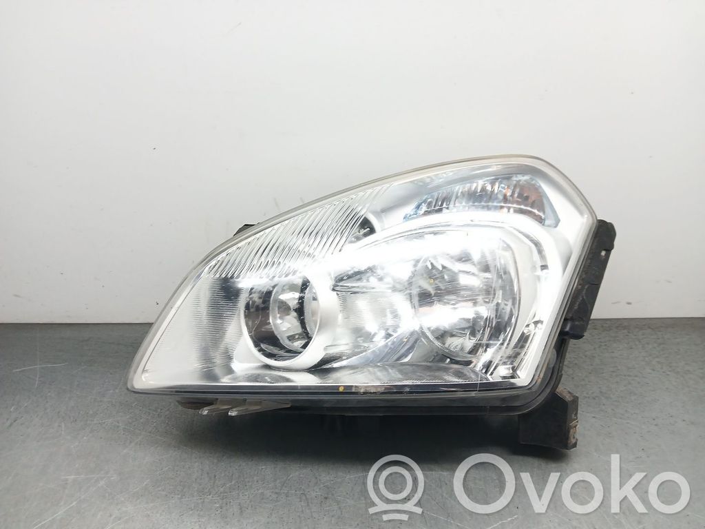 Nissan Qashqai+2 Faro/fanale 