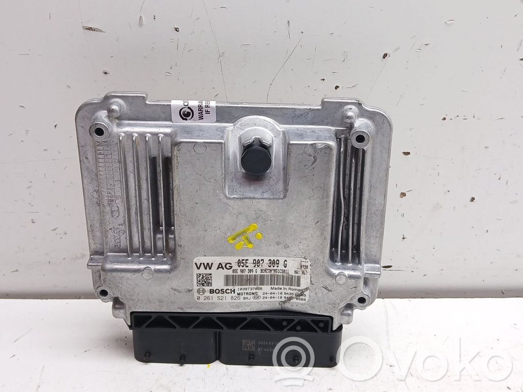 Engine control unit/module   05E907309G,0261S21826