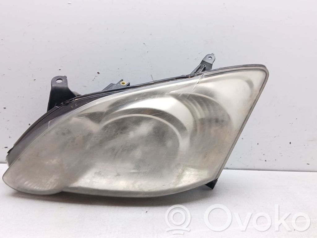 Toyota Corolla Verso E121 Scheinwerfer 