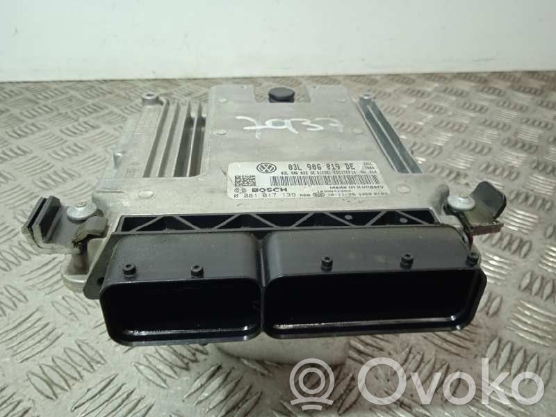 Seat Exeo (3R) Engine control unit/module 