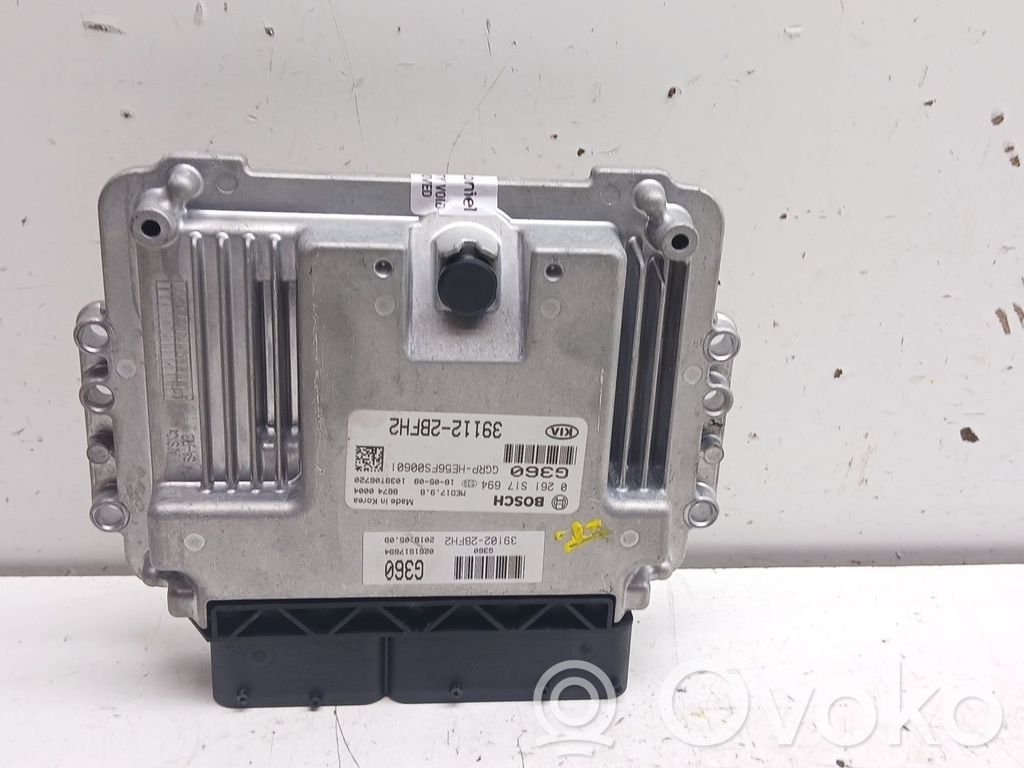 KIA Carens III Engine control unit/module 
