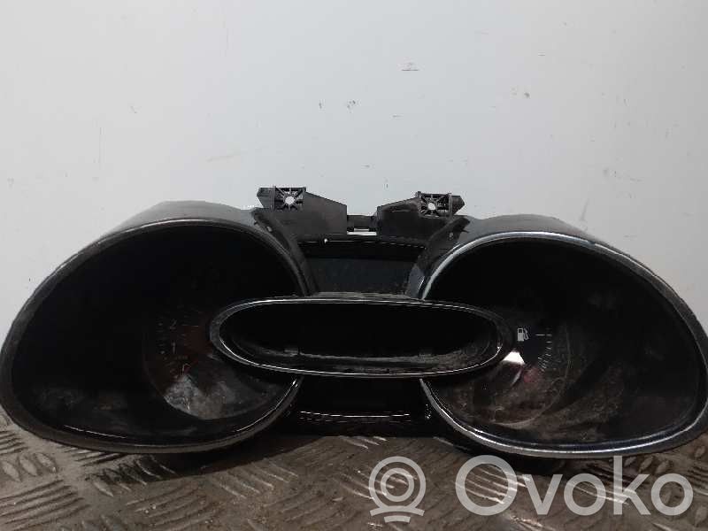 Renault Clio IV Tachimetro (quadro strumenti) 