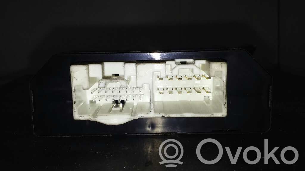 Unité de commande / module Xénon   GR1B67890A