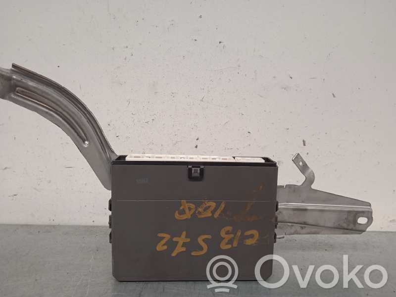Lexus LS 500 Engine control unit/module 