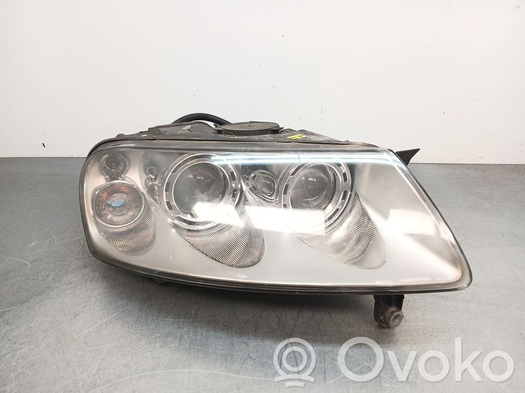 Volkswagen Touareg I Lampa przednia 